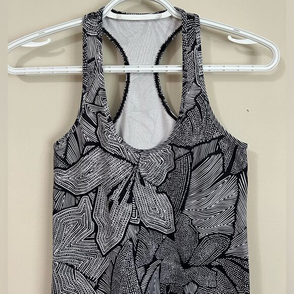 Lululemon Cool Racerback in Dottie Tribe White Black - Picture 6 of 9